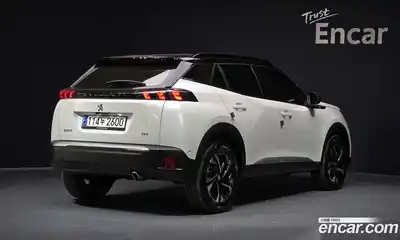 Peugeot 2008 2023 1.5 гидро в Москве № 1015785, миниатюра 2