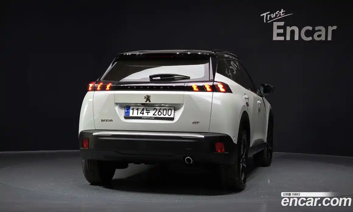 Peugeot 2008 2023 1.5 гидро в Москве № 1015785, фото 4