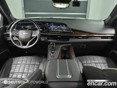 Cadillac Escalade 2023 6.2 гидро в Москве № 1015991, миниатюра 7