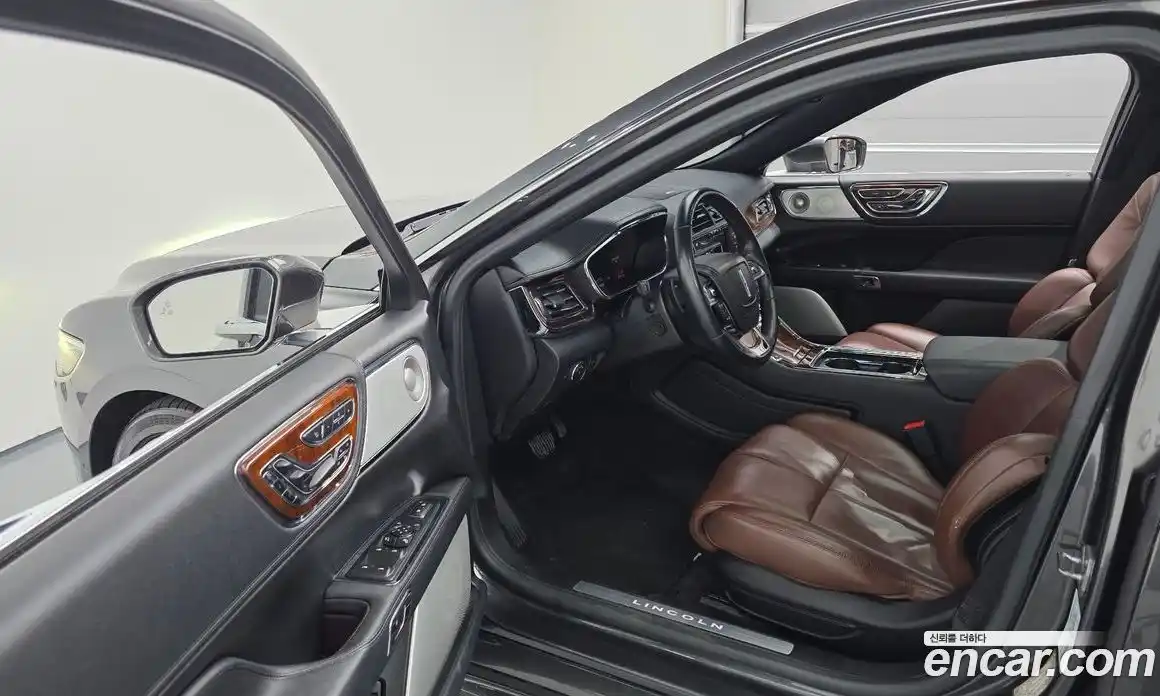 Lincoln Continental 2018 3.0 гидро в Москве № 1019986, фото 11