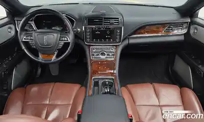 Lincoln Continental 2018 3.0 гидро в Москве № 1019986, миниатюра 7