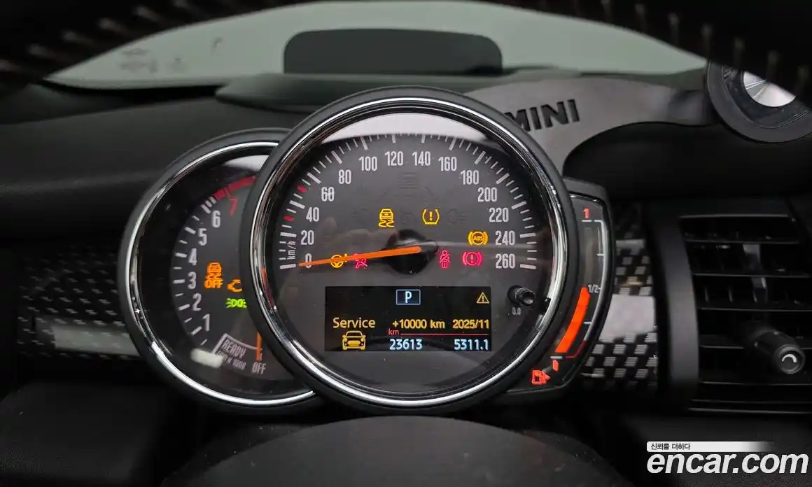 Mini Cooper Convertible 2020 2.0 гидро в Москве № 136140, фото 8