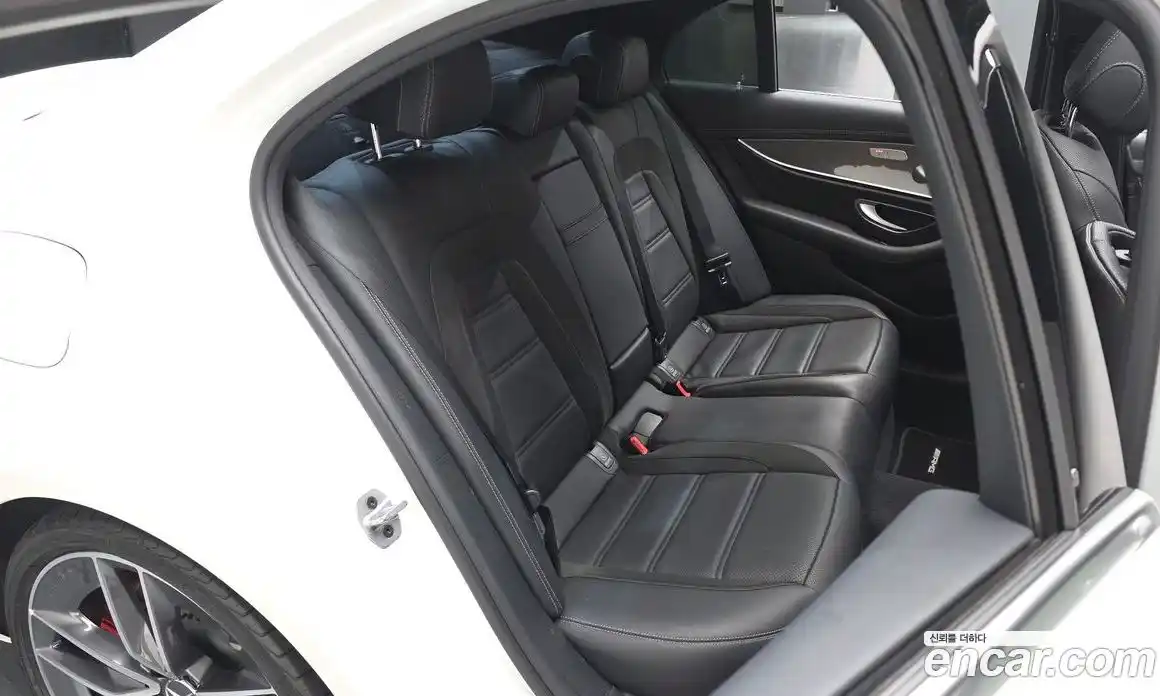 Mercedes-Benz E-Class 2022 3.0 гидро в Москве № 137485, фото 11