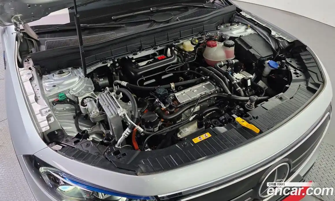 Mercedes-Benz EQB 2023 0.2 гидро в Москве № 139821, фото 6