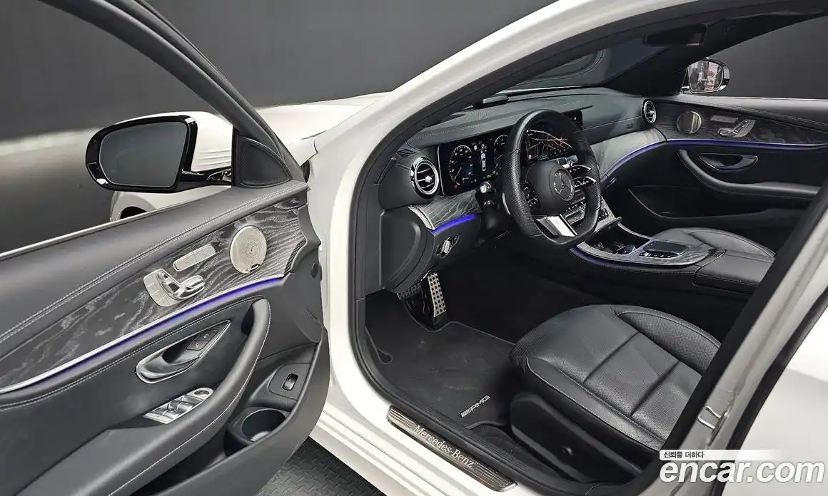 Mercedes-Benz E-Class 2022 2.0 гидро в Москве № 141793, фото 11
