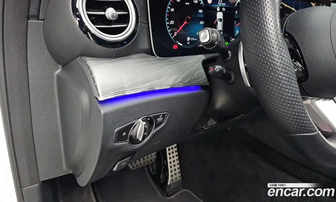 Mercedes-Benz E-Class 2022 2.0 гидро в Москве № 141793, фото 18