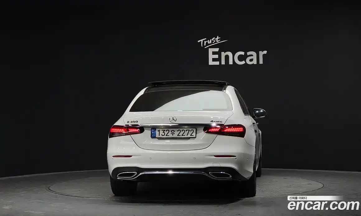 Mercedes-Benz E-Class 2022 2.0 гидро в Москве № 141793, фото 4