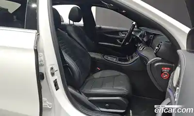 Mercedes-Benz E-Class 2022 2.0 гидро в Москве № 141793, миниатюра 10