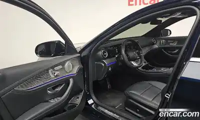 Mercedes-Benz E-Class 2020 2.0 гидро в Москве № 149570, миниатюра 11