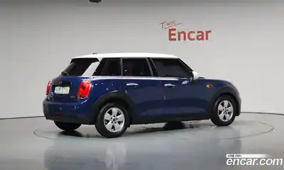 Mini Cooper 2016 1.5 гидро в Москве № 154481, миниатюра 2