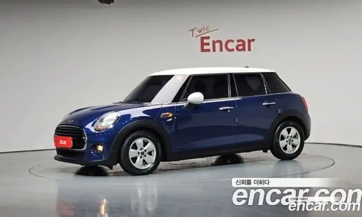 Mini Cooper 2016 1.5 гидро в Москве № 154481, фото 3
