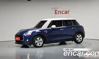 Mini Cooper 2016 1.5 гидро в Москве № 154481, миниатюра 3