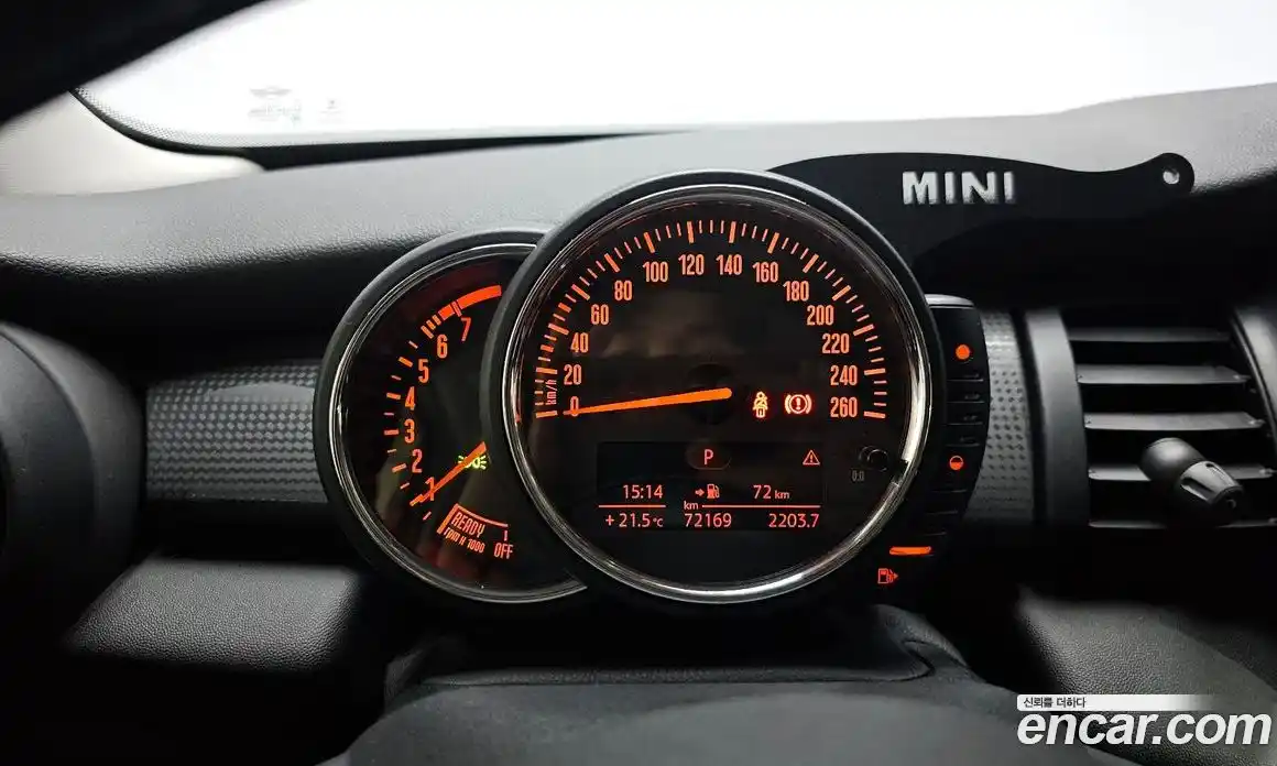 Mini Cooper 2016 1.5 гидро в Москве № 154481, фото 8