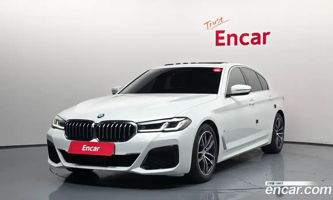 BMW 5-Series 2023 2.0 Автомат в Москве № 155209, фото 1