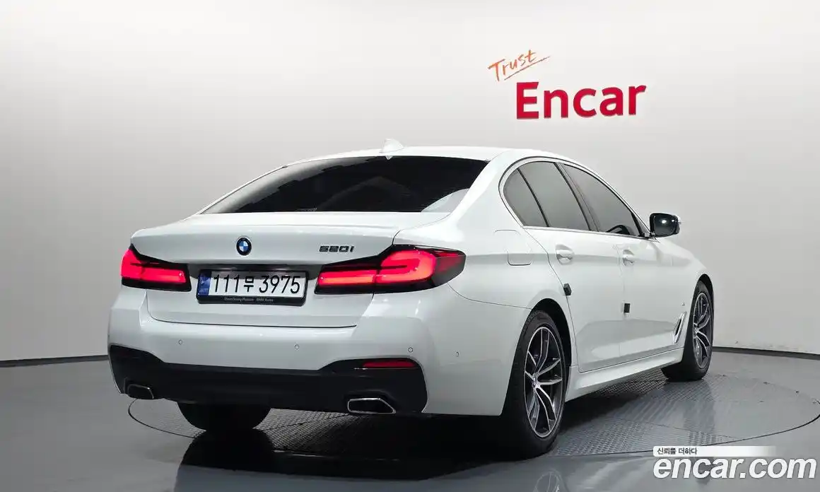 BMW 5-Series 2023 2.0 Автомат в Москве № 155209, фото 2