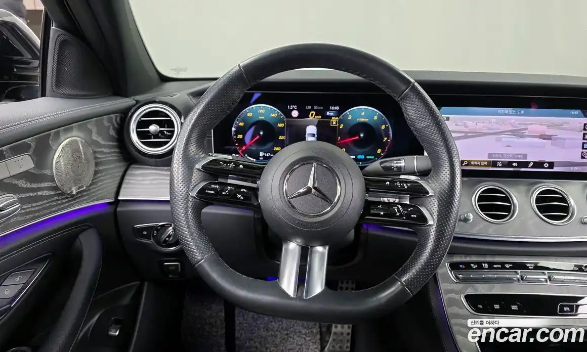 Mercedes-Benz E-Class 2023 2.0 гидро в Москве, фото 13