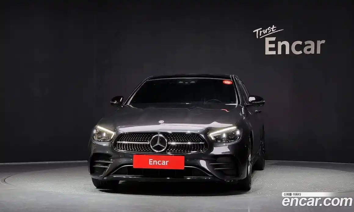 Mercedes-Benz E-Class 2023 2.0 гидро в Москве, фото 3