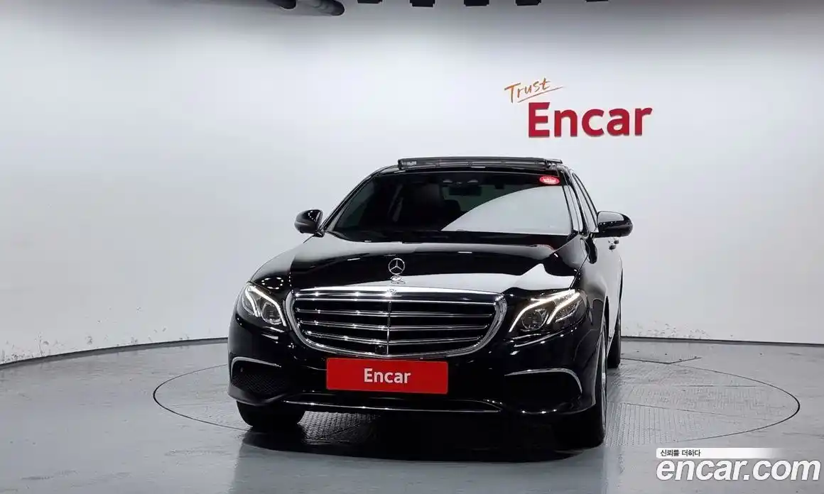 Mercedes-Benz E-Class 2019 2.0 гидро в Москве, фото 3