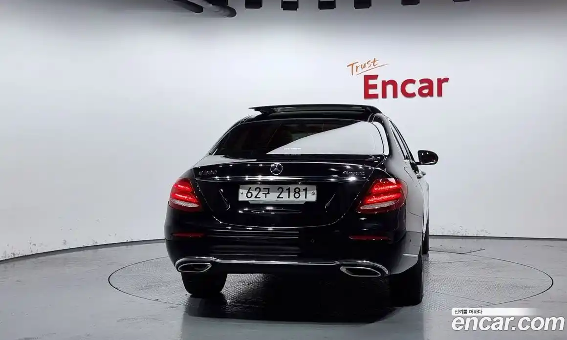 Mercedes-Benz E-Class 2019 2.0 гидро в Москве, фото 4