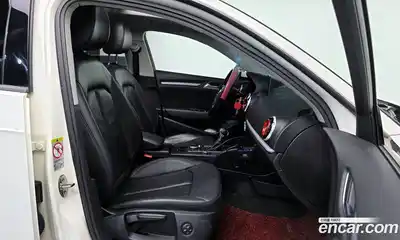 Audi A3 2015 1.6 гидро в Москве № 163615, миниатюра 10