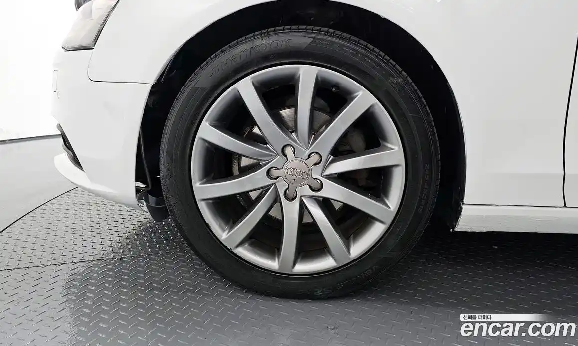 Audi A4 2014 2.0 гидро в Москве № 163702, фото 5