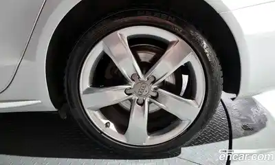 Audi A4 2015 2.0 гидро в Москве № 163875, миниатюра 5