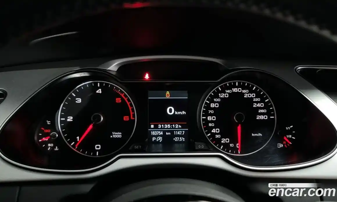 Audi A4 2015 2.0 гидро в Москве № 163875, фото 8