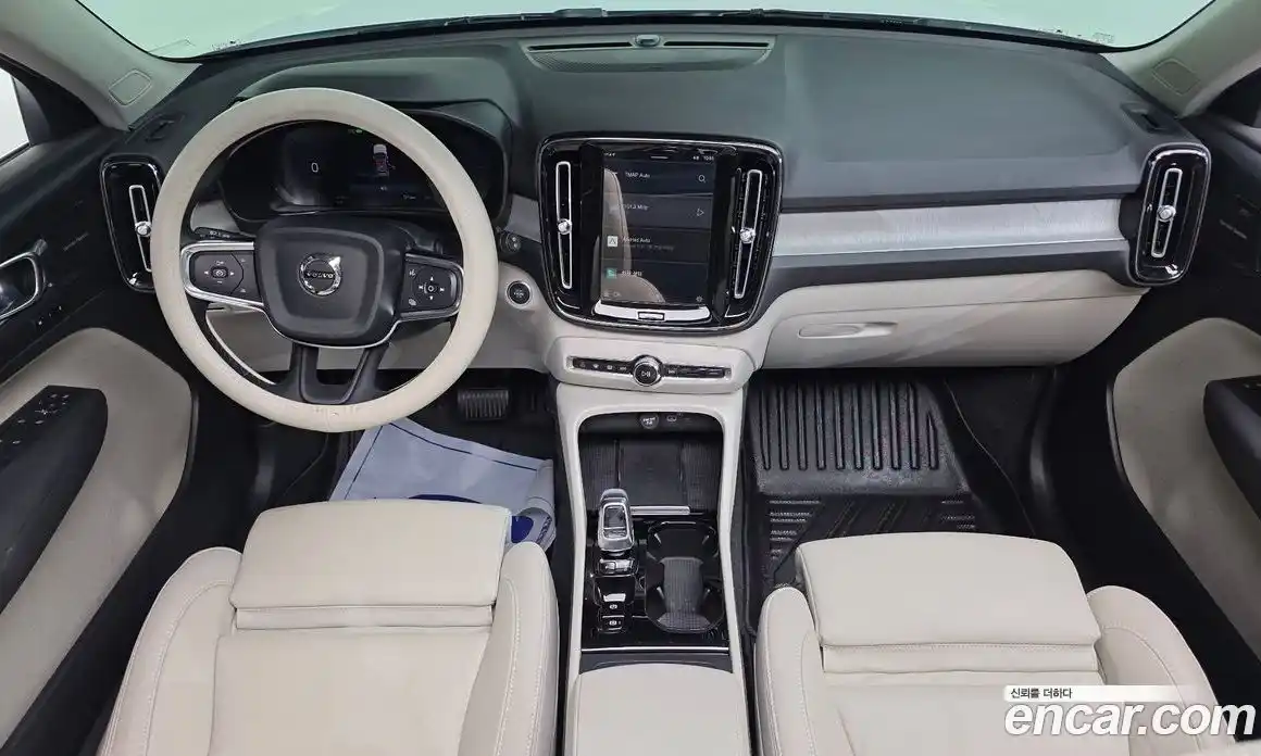 Volvo XC40 2023 2.0 гидро в Москве № 164247, фото 7