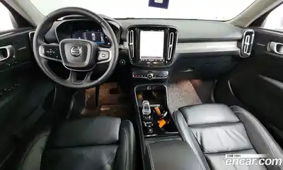 Volvo XC40 2023 2.0 гидро в Москве № 164312, миниатюра 7