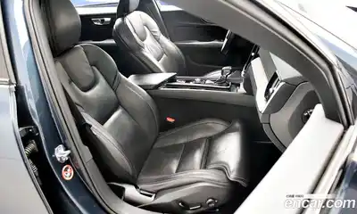Volvo V60 2020 2.0 гидро в Москве № 164831, миниатюра 11