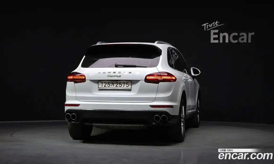 Porsche Cayenne 2016 3.0 гидро в Москве № 165526, фото 4