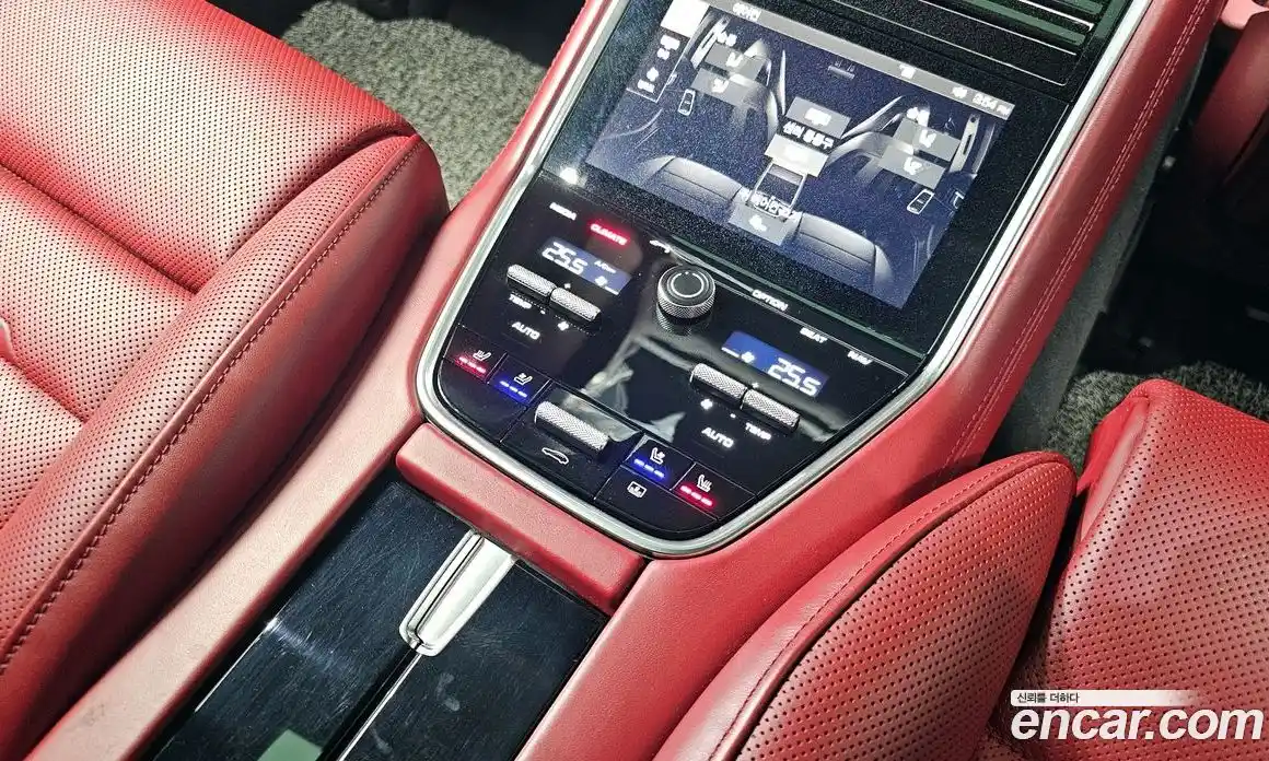 Porsche Panamera 2018 3.0 гидро в Москве № 165711, фото 18