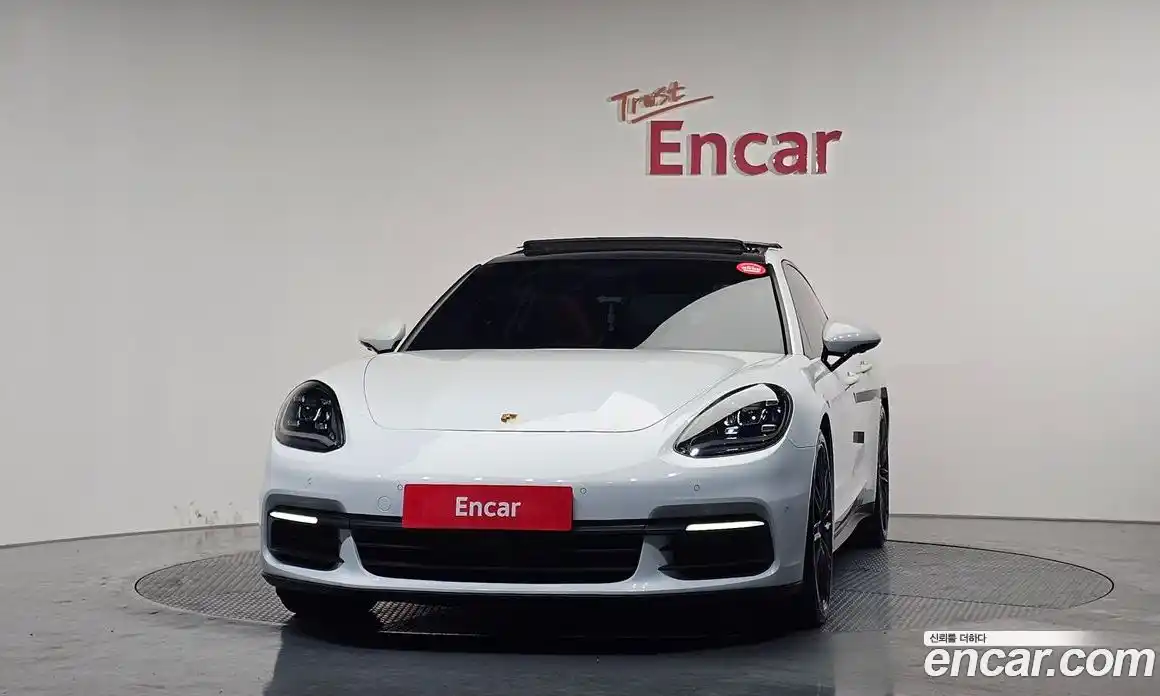 Porsche Panamera 2018 3.0 гидро в Москве № 165711, фото 3