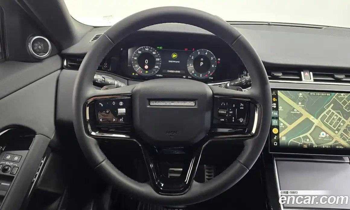 Land Rover Range-Rover Evoque 2024 2.0 гидро в Москве № 165983, фото 12