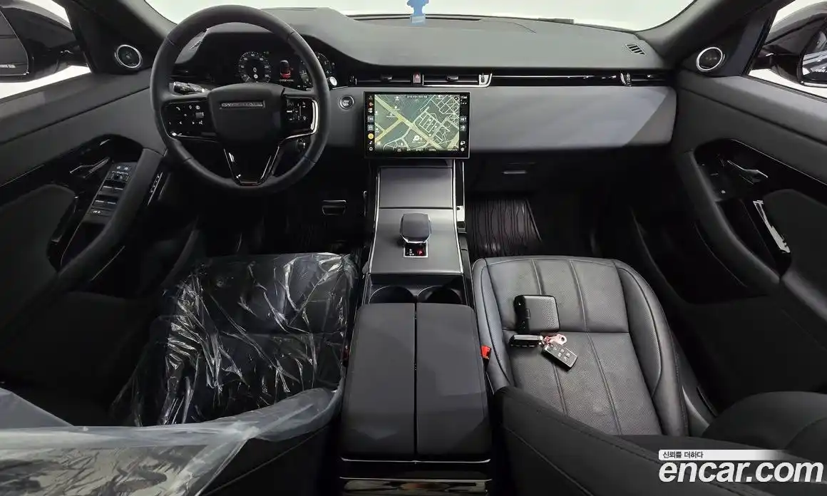 Land Rover Range-Rover Evoque 2024 2.0 гидро в Москве № 165983, фото 6