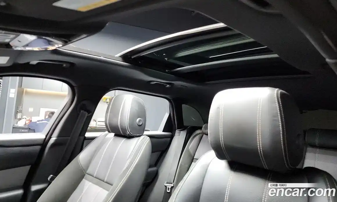 Land Rover Range-Rover Velar 2017 3.0 гидро в Москве № 166452, фото 18