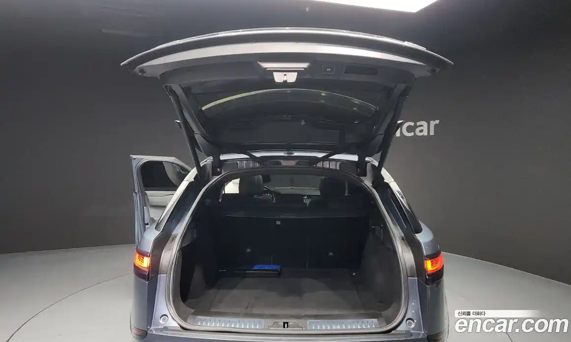 Land Rover Range-Rover Velar 2017 3.0 гидро в Москве № 166452, фото 20