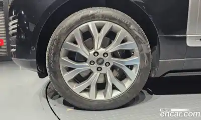 Land Rover Range-Rover 2019 4.4 гидро в Москве № 166659, миниатюра 5