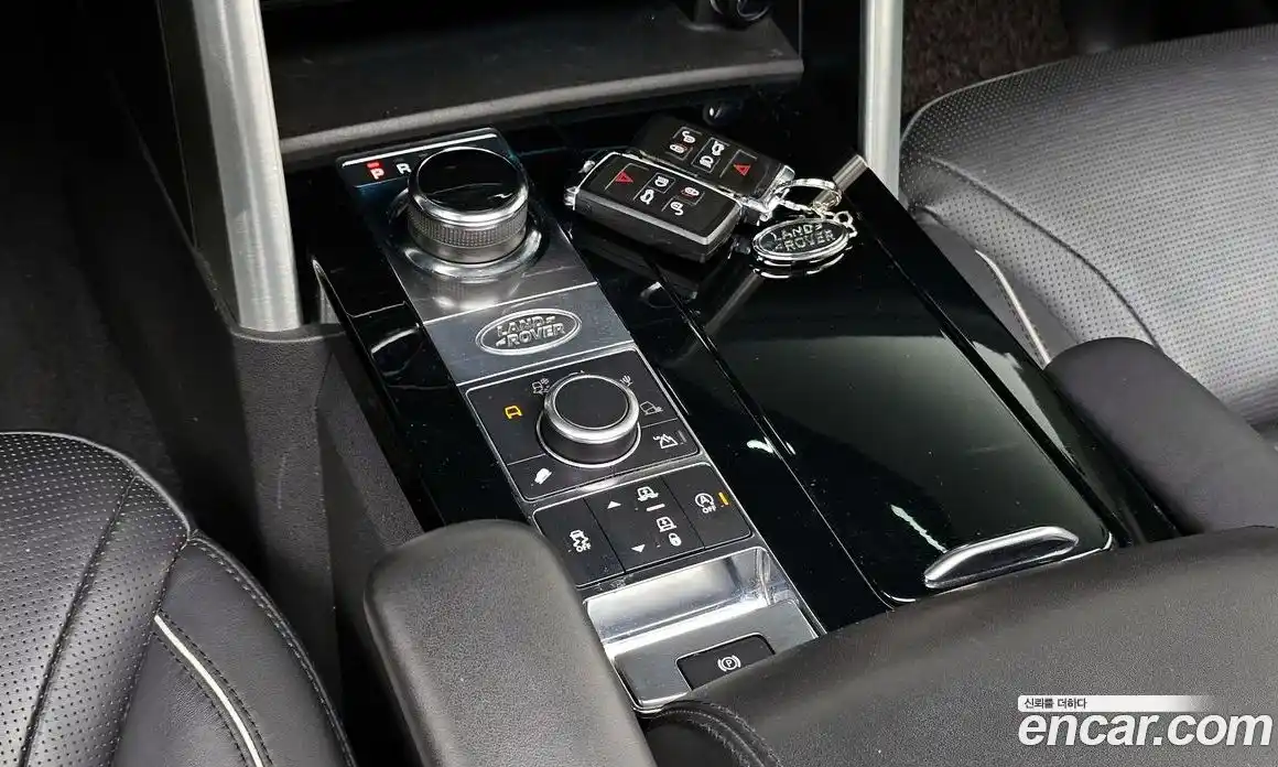 Land Rover Discovery 2019 3.0 гидро в Москве № 166686, фото 9