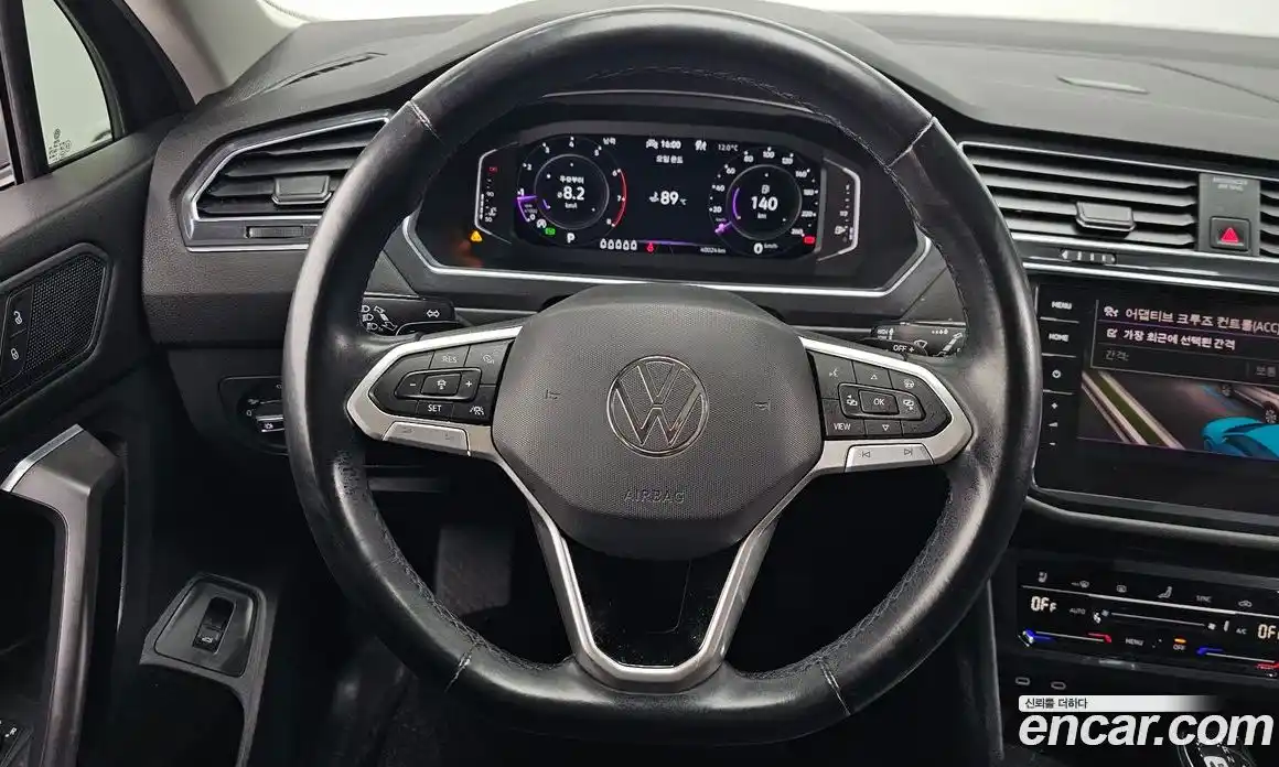Volkswagen Tiguan 2022 2.0 гидро в Москве № 168584, фото 13