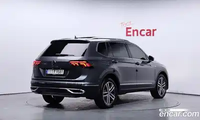 Volkswagen Tiguan 2022 2.0 гидро в Москве № 168584, миниатюра 2