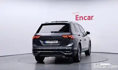 Volkswagen Tiguan 2022 2.0 гидро в Москве № 168584, миниатюра 4