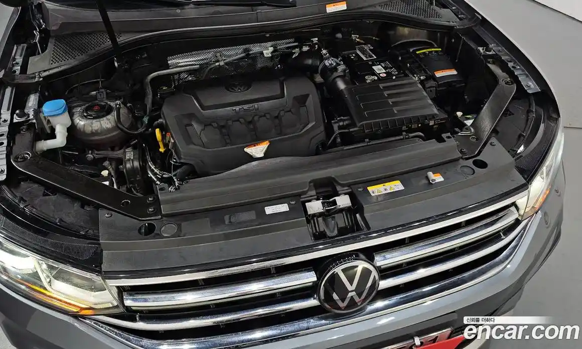 Volkswagen Tiguan 2022 2.0 гидро в Москве № 168584, фото 6