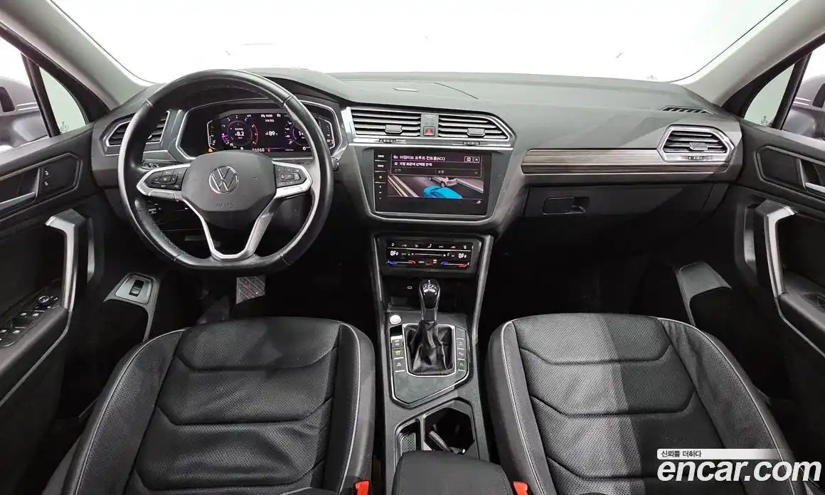 Volkswagen Tiguan 2022 2.0 гидро в Москве № 168584, фото 7