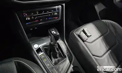 Volkswagen Tiguan 2022 2.0 гидро в Москве № 168584, миниатюра 9