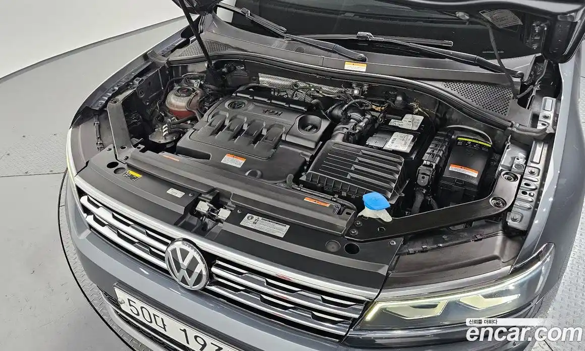 Volkswagen Tiguan 2018 2.0 гидро в Москве № 168911, фото 6