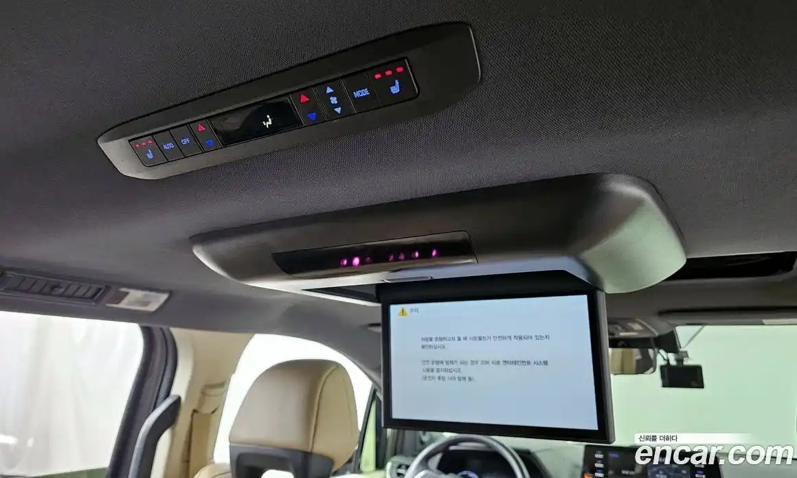 Toyota Sienna 2021 2.5 гидро в Москве № 170315, фото 18