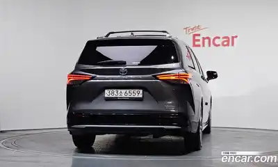Toyota Sienna 2021 2.5 гидро в Москве № 170315, миниатюра 4