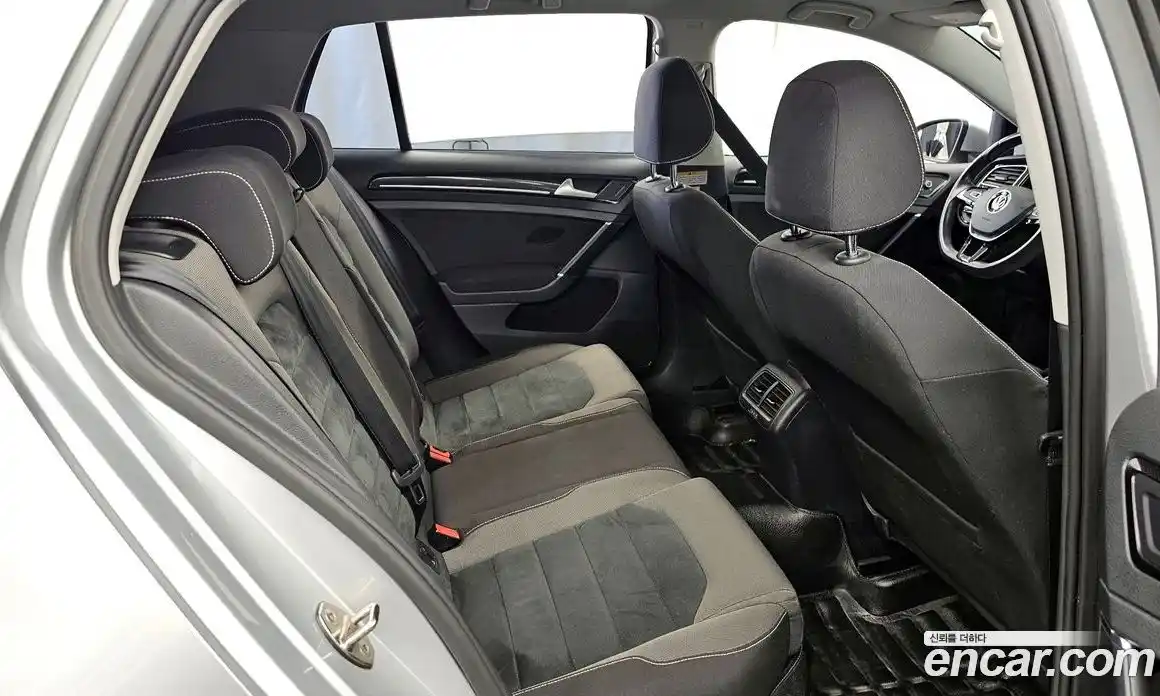 Volkswagen Golf 2015 2.0 гидро в Москве № 171078, фото 12