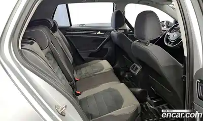 Volkswagen Golf 2015 2.0 гидро в Москве № 171078, миниатюра 12